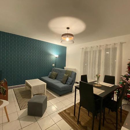 Appartement Cosy Pres De La Gare Avec Parking Сен-П'єрр-де-Кор Екстер'єр фото